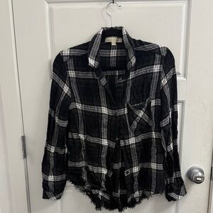 Cloth & Stone Black and White Plaid Button-Up Shirt Size Small